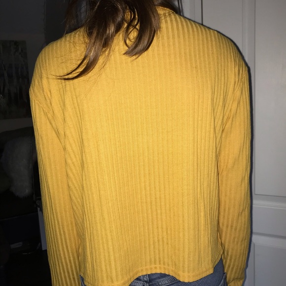 Turtle neck - yellow - Picture 3 of 4